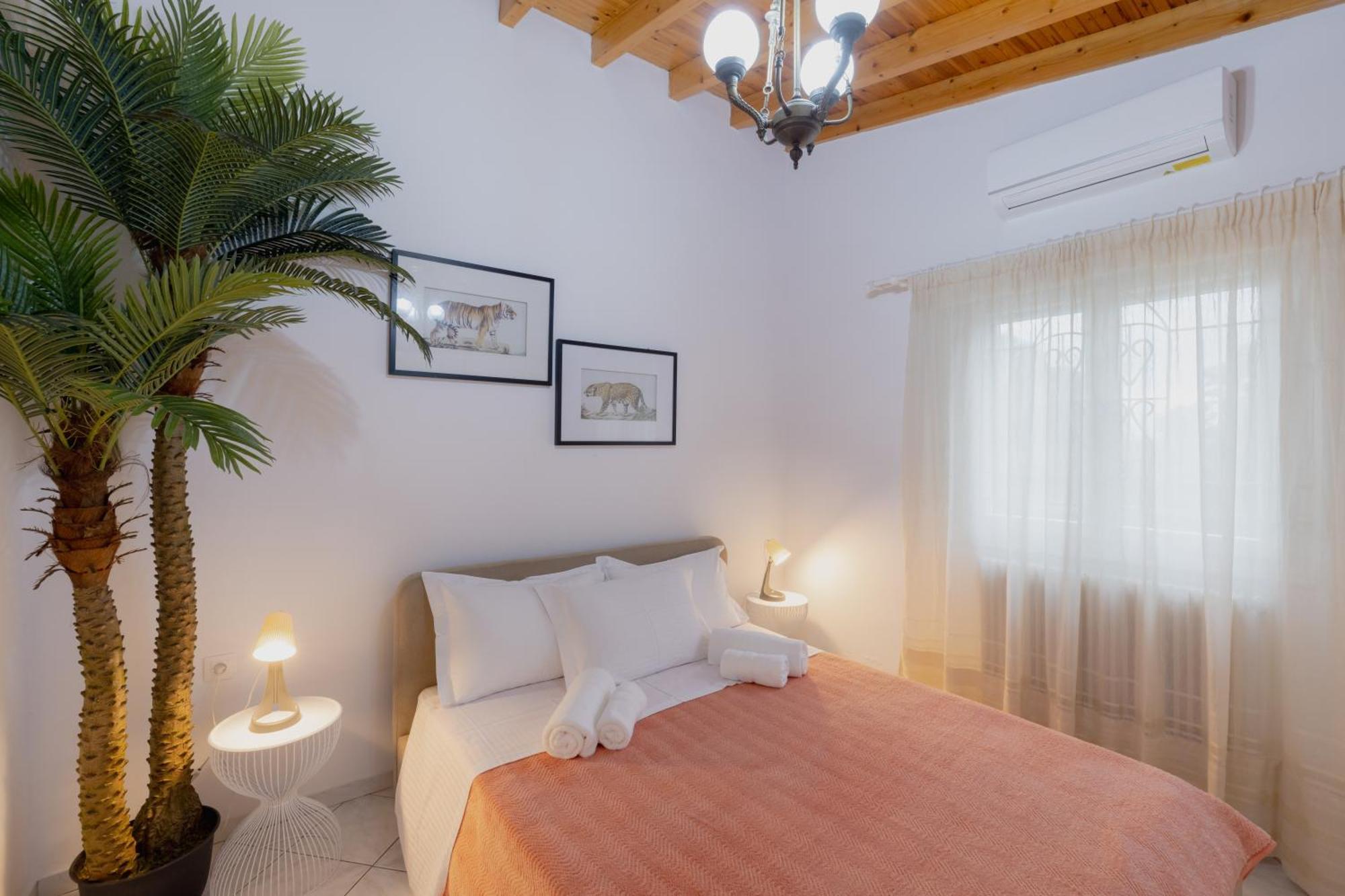 Nafplio Blue Topaz Poolside Villa Екстериор снимка